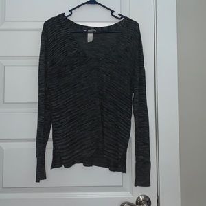 Thin Gray H&M Sweater
